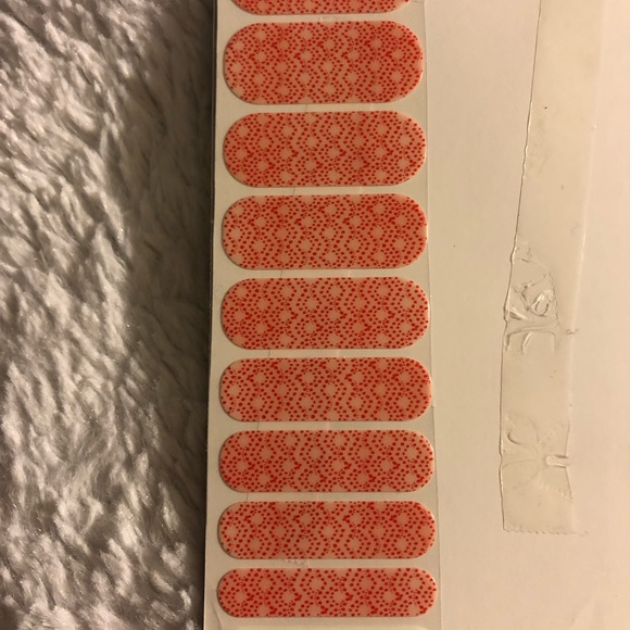 Jamberry Caribbean Coral - Picture 2 of 2